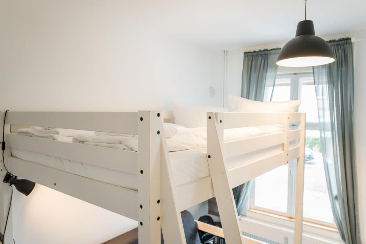 Shabby Chic Plus Self Checkin Plus Free Street Parking Berlim Exterior foto