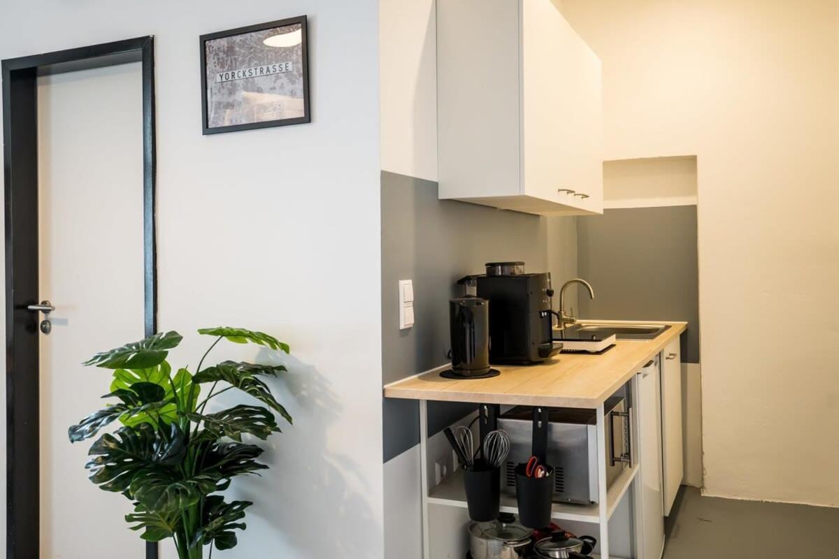Shabby Chic Plus Self Checkin Plus Free Street Parking Berlim Exterior foto